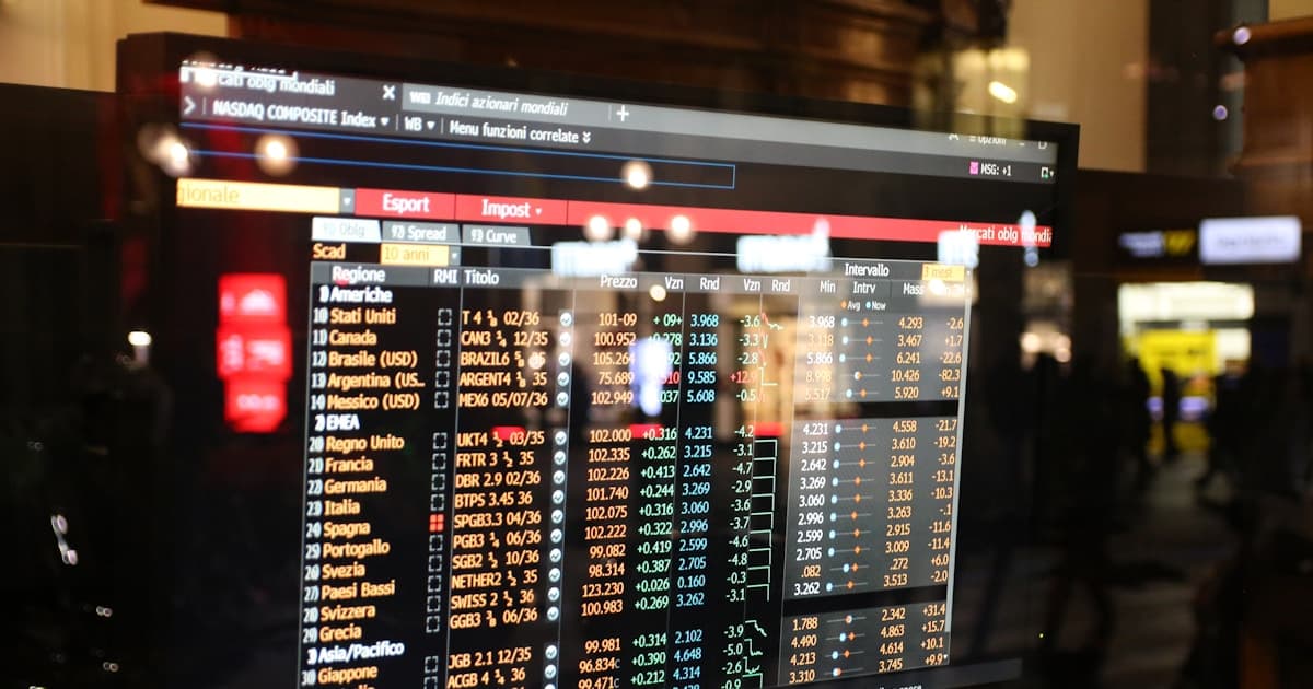 Ekran z danymi giełdowymi symbolizujący możliwe IPO OpenAI