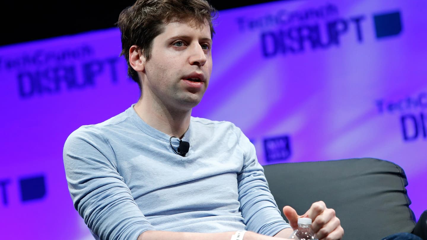 Sam Altman speaking at the TechCrunch Disrupt conference